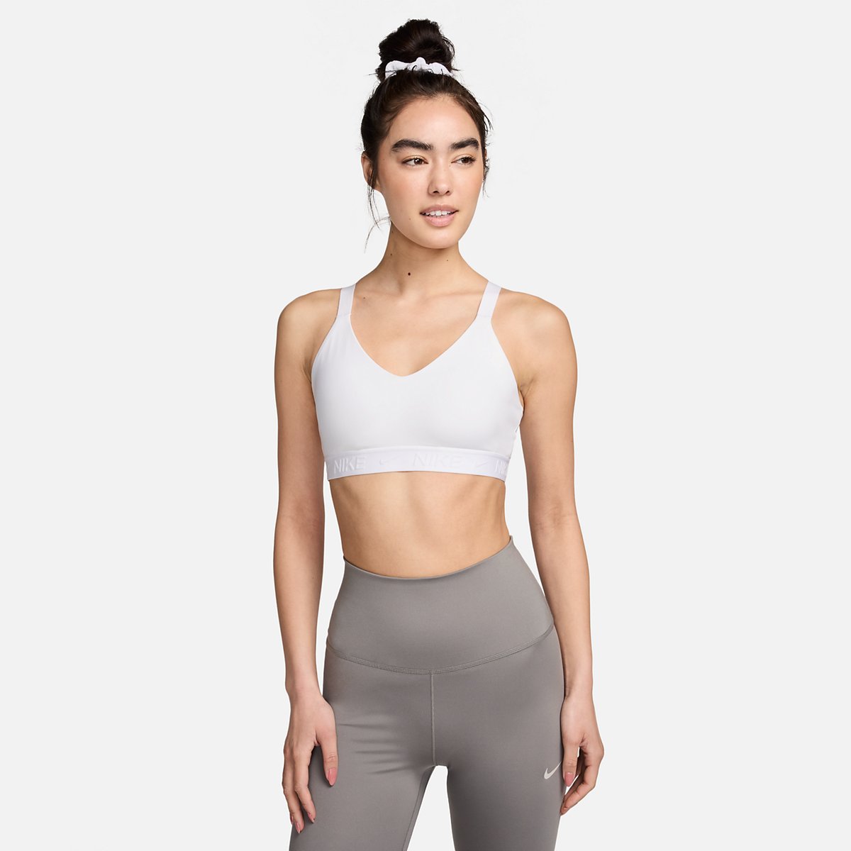 Nike Indy Medium Support -  Front Model Photo
